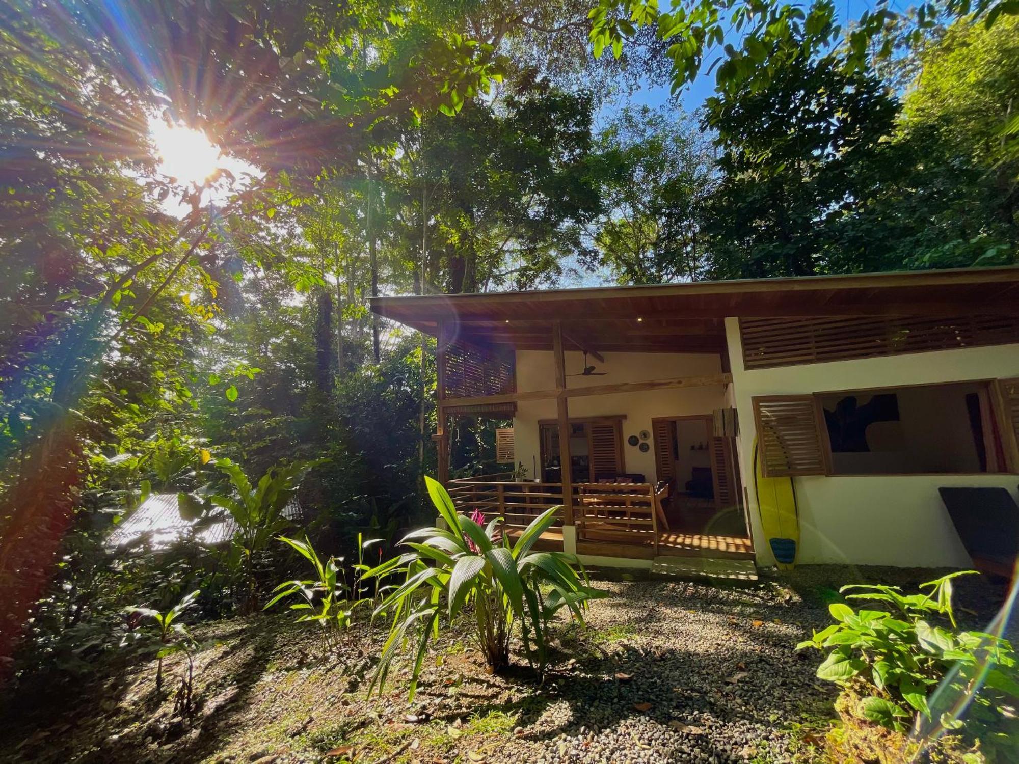 Satta Lodge (Adults Only) Puerto Viejo de Talamanca Exterior foto